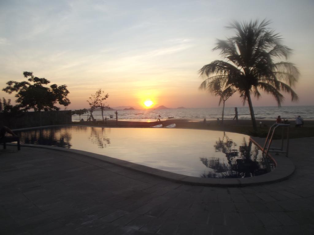 Luwansa Beach Hotel Labuan Bajo Dış mekan fotoğraf