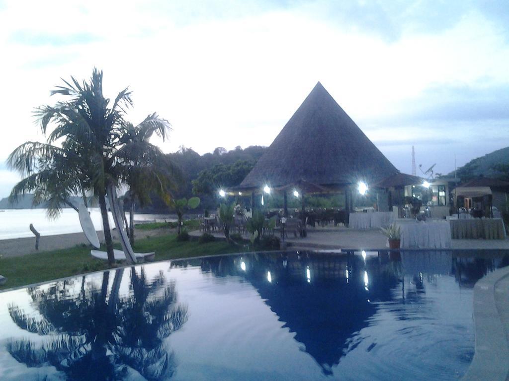 Luwansa Beach Hotel Labuan Bajo Dış mekan fotoğraf