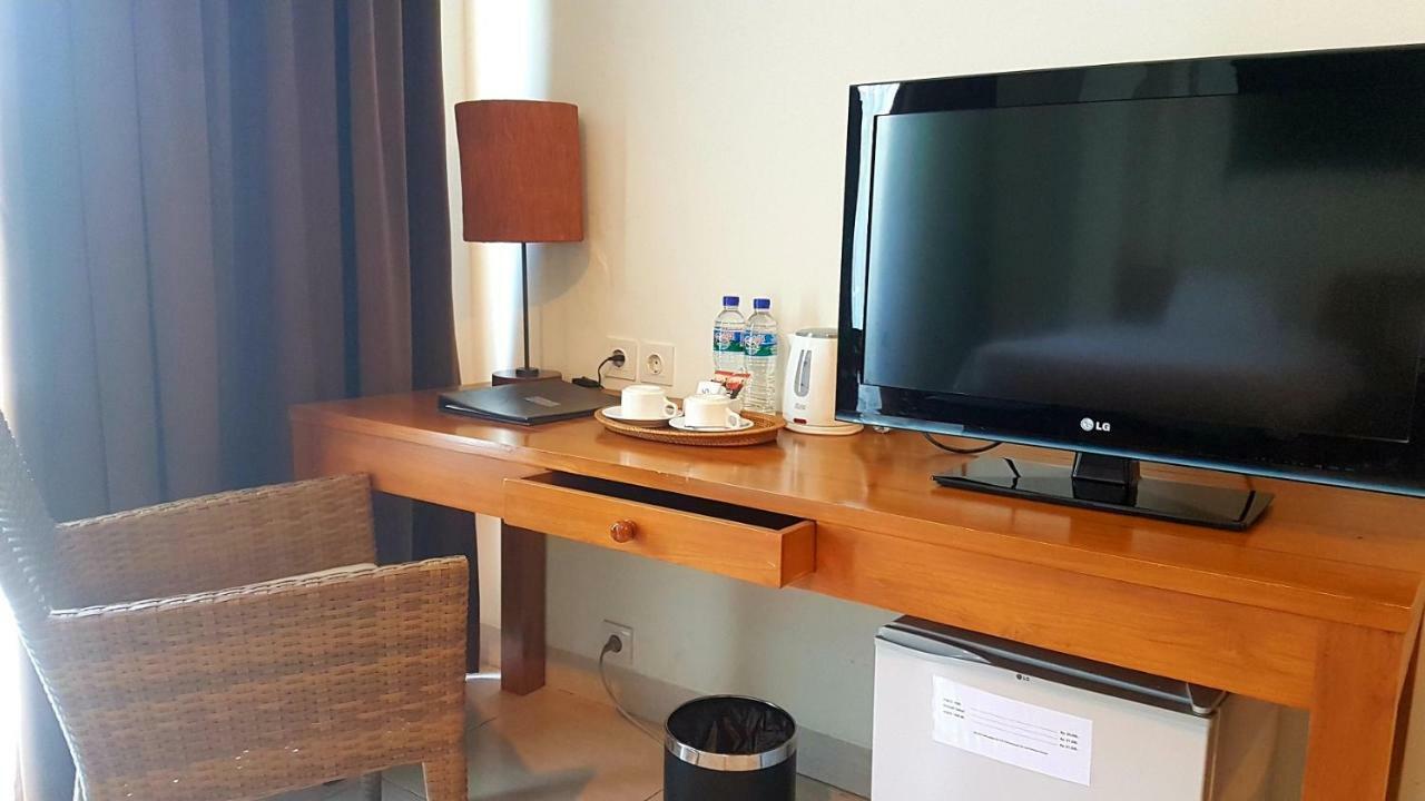 Luwansa Beach Hotel Labuan Bajo Dış mekan fotoğraf